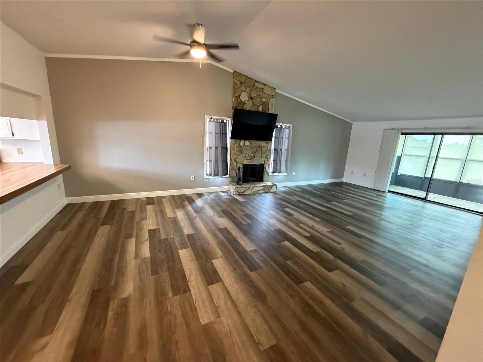 EAGLES POINT CONDO - Residential