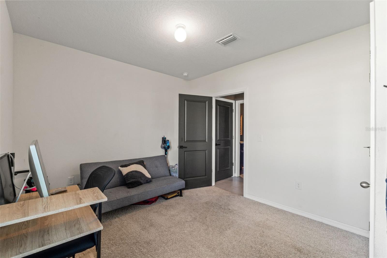 SEA GATE VILLAGE - Residential