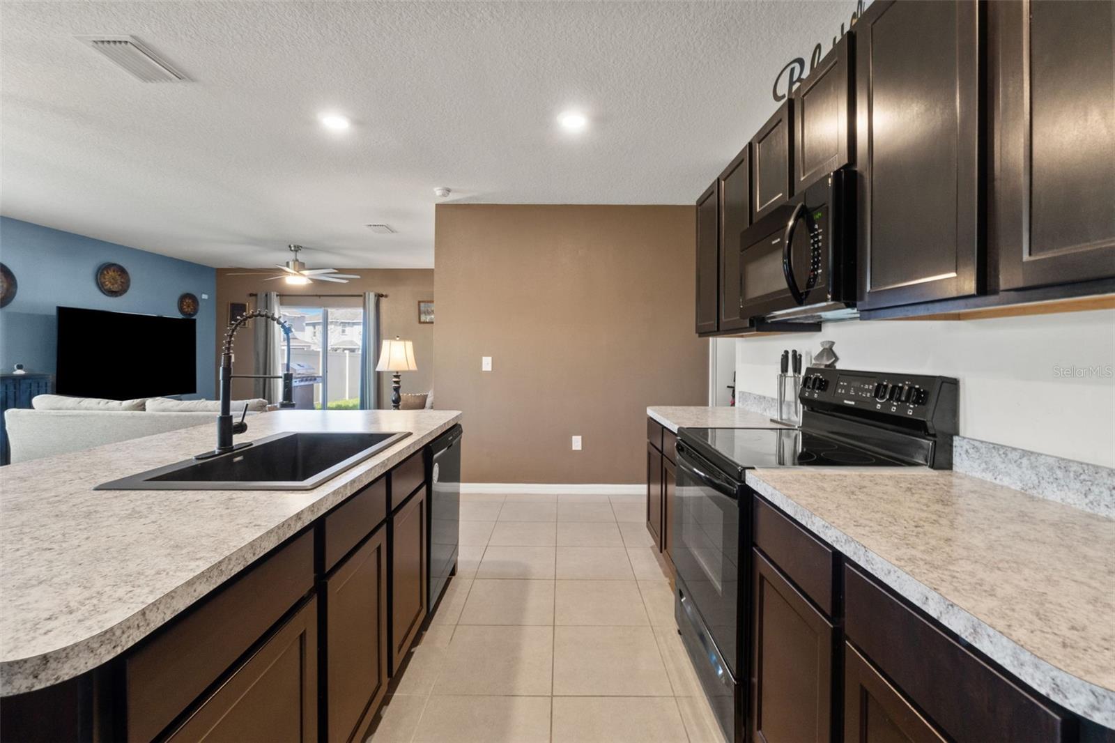 SEA GATE VILLAGE - Residential