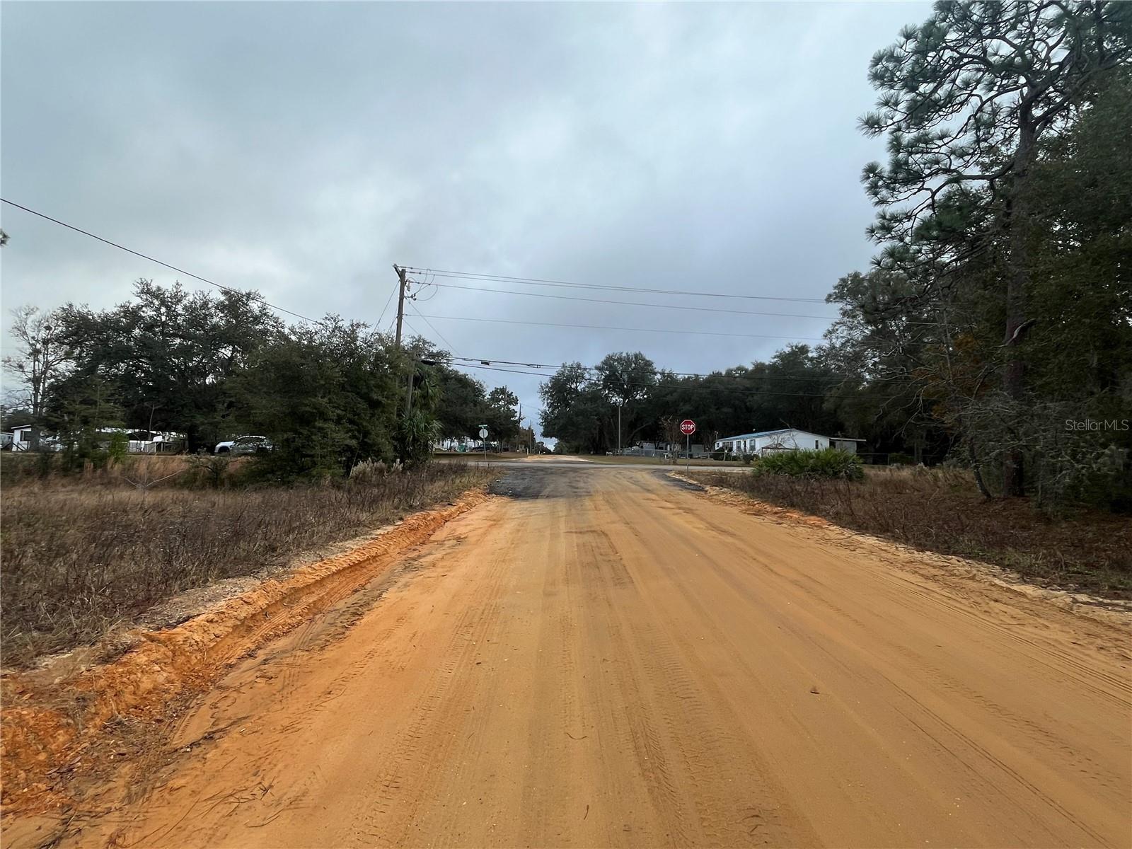 INTERLACHEN LAKES ESTATES - Land