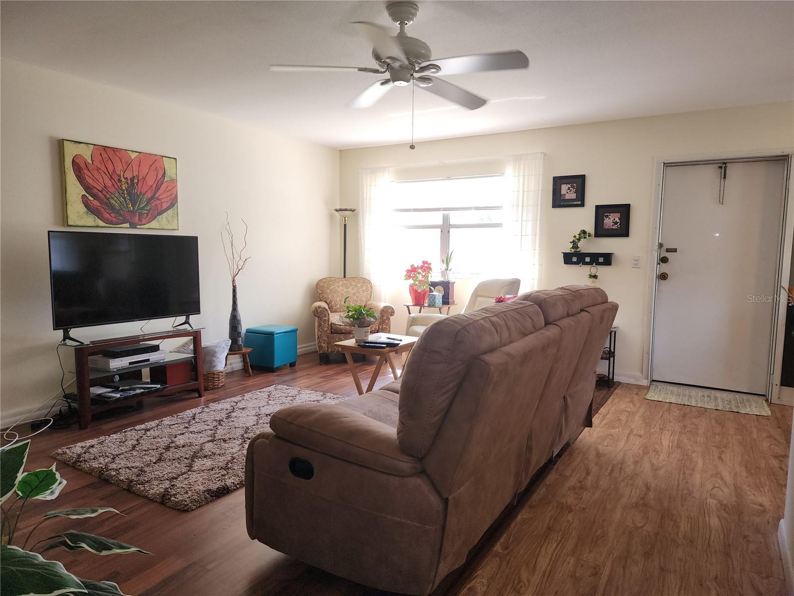 1811 BEDFORD LANE G-152