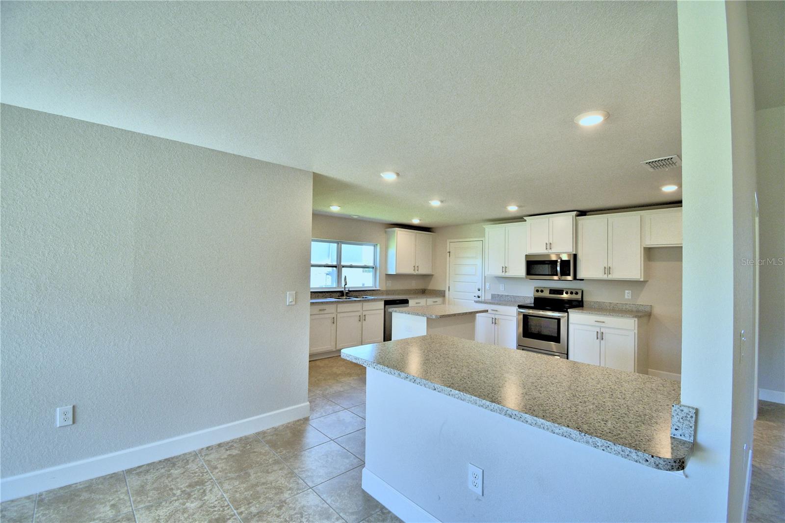 CADENCE CROSSING - Residential