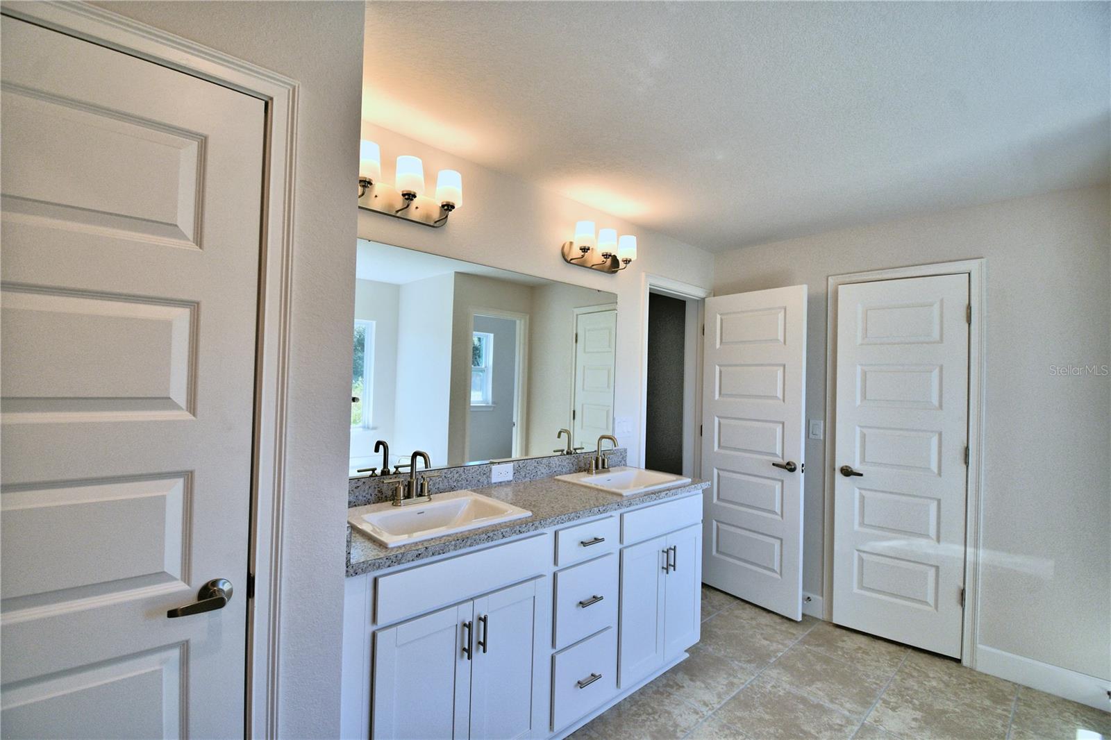 CADENCE CROSSING - Residential