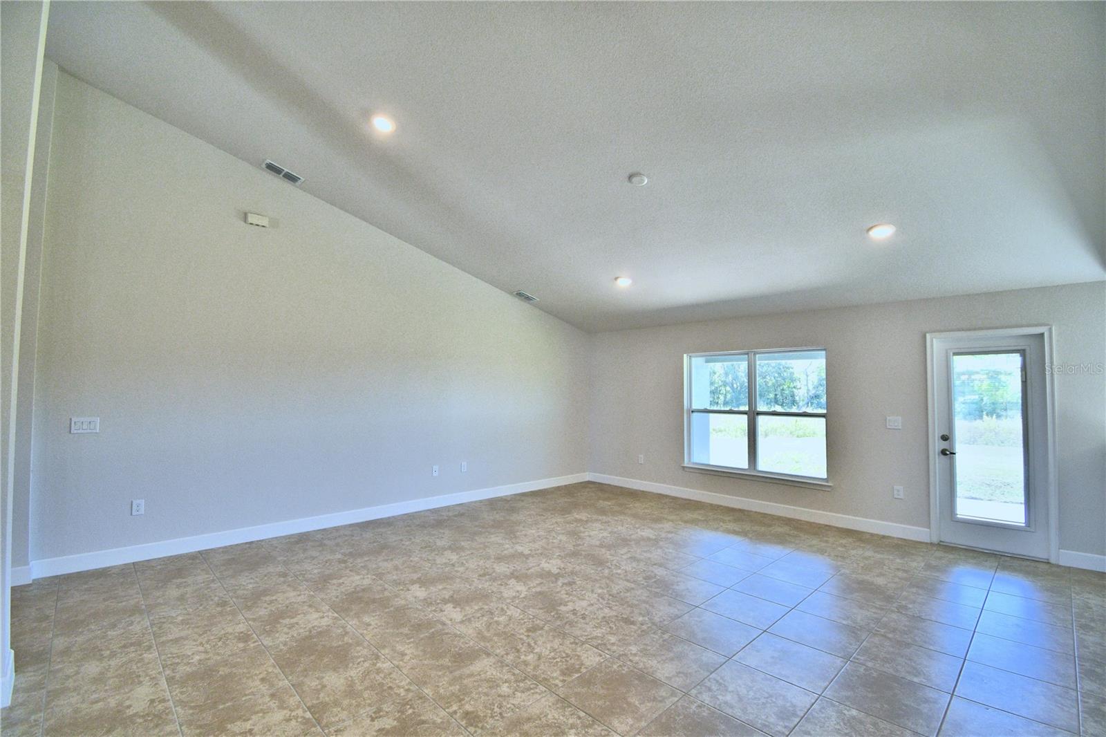 CADENCE CROSSING - Residential