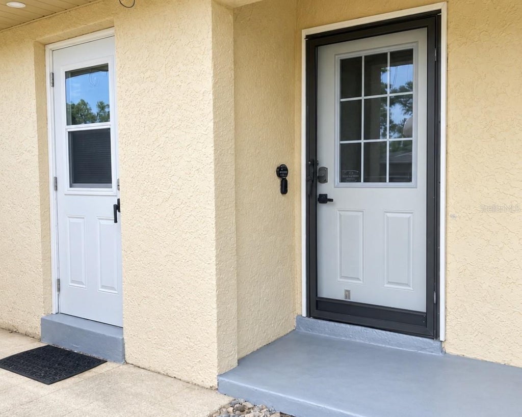 Photo of 223 Creekside Way, Orlando, FL 32824 (MLS # O6443676)