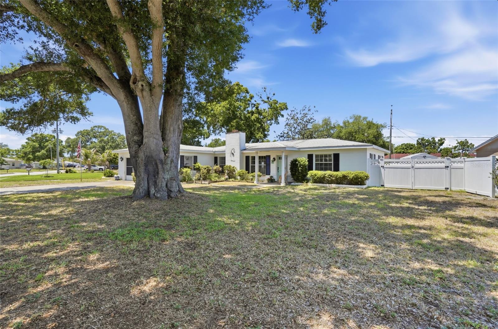KENNETH CITY - Residential