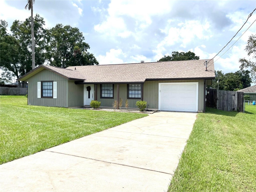 Photo of 138 Almond Road, Ocala, FL 34472 (MLS # O6438853)