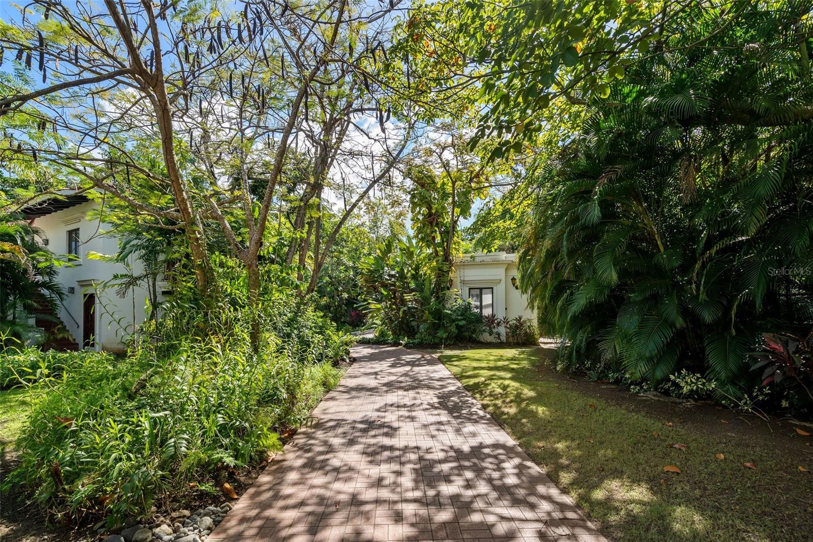 DORADO BEACH ESTATES - Residential