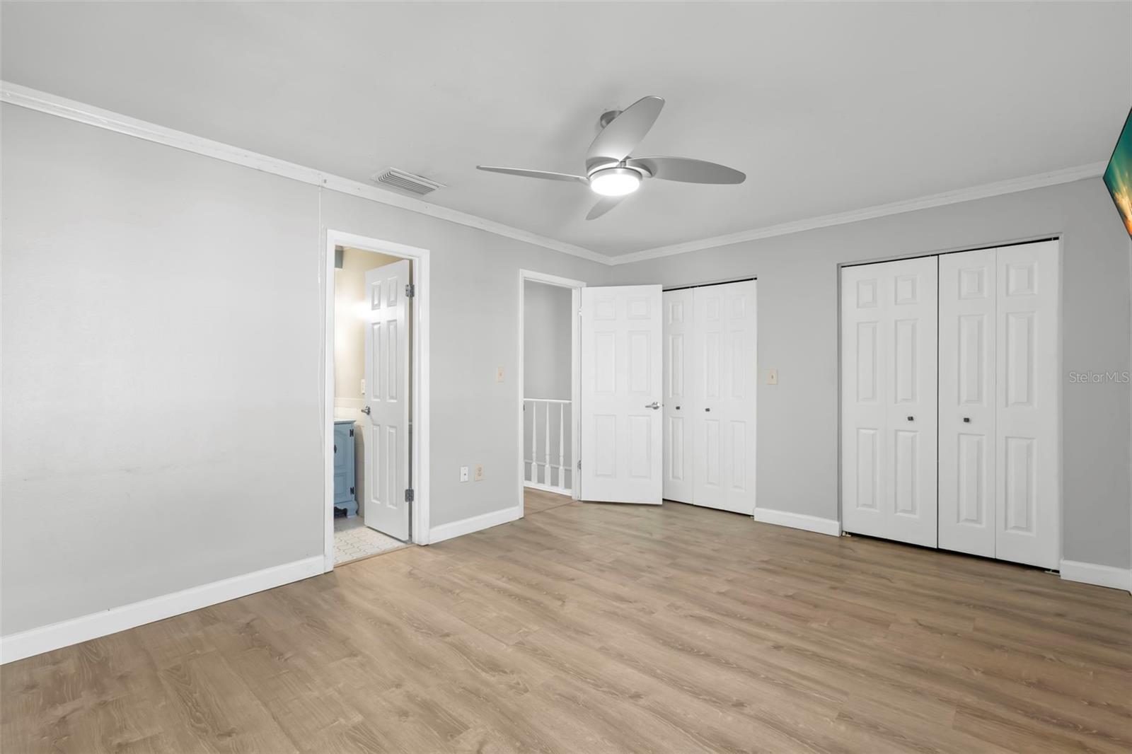 TREASURES OF CAPRI CONDO - Residential Lease