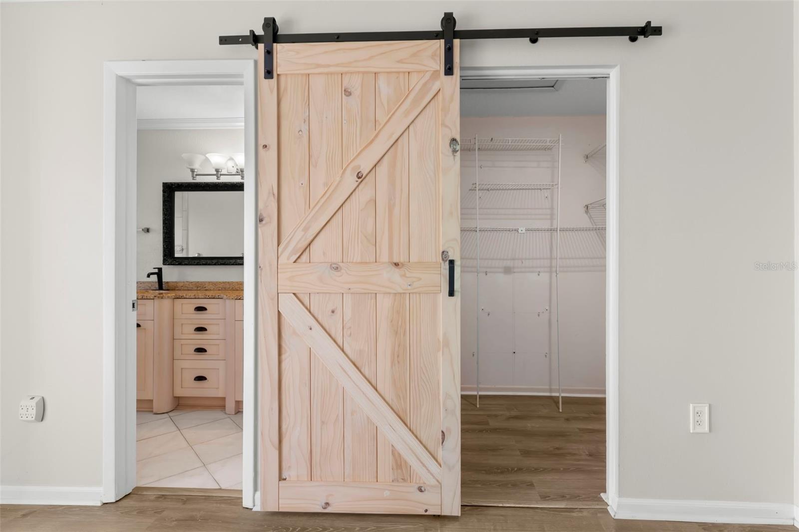 TREASURES OF CAPRI CONDO - Residential Lease