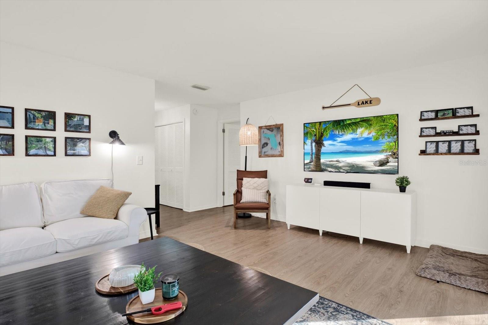 CARROLLWOOD SUB UNIT 22B - Residential