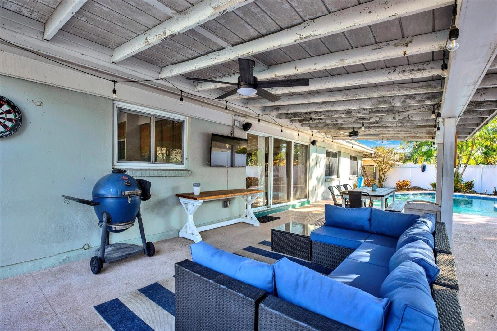 CARROLLWOOD SUB UNIT 22B - Residential