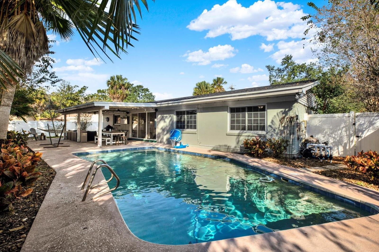 CARROLLWOOD SUB UNIT 22B - Residential