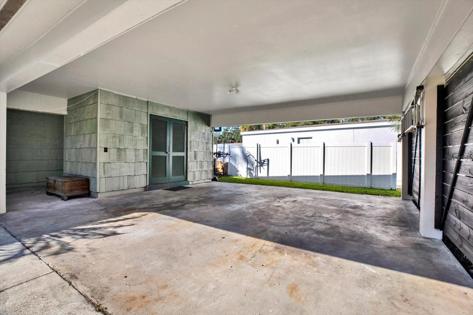 CARROLLWOOD SUB UNIT 22B - Residential