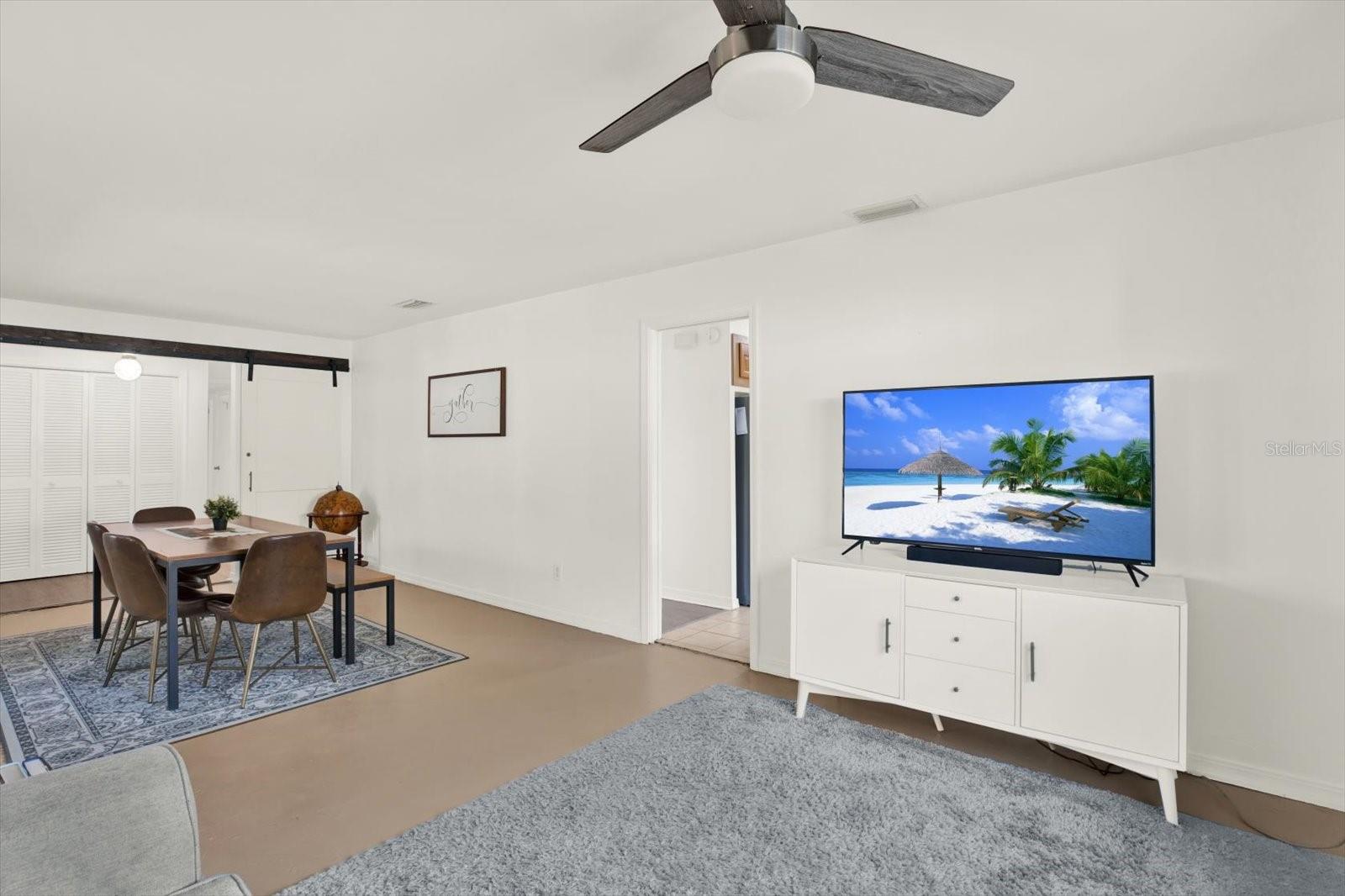 CARROLLWOOD SUB UNIT 22B - Residential