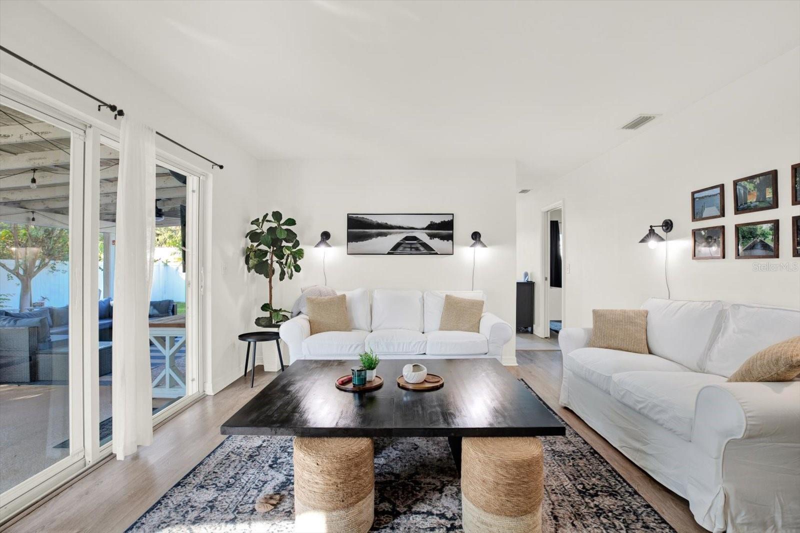 CARROLLWOOD SUB UNIT 22B - Residential