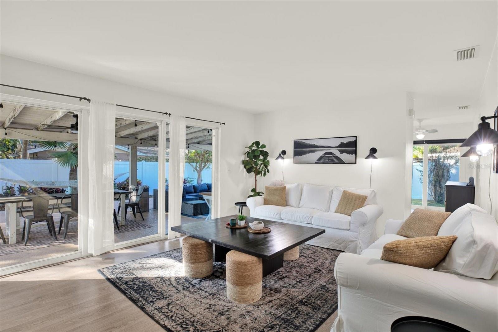 CARROLLWOOD SUB UNIT 22B - Residential