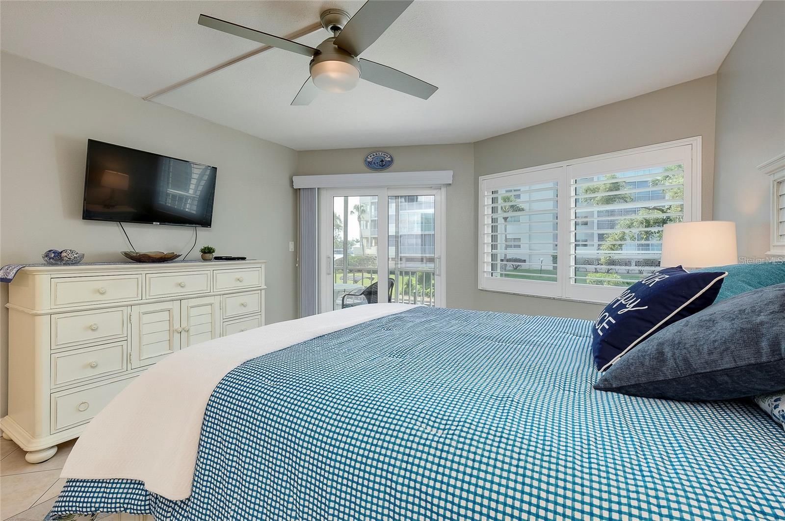 SIESTA HARBOR II - Residential Lease