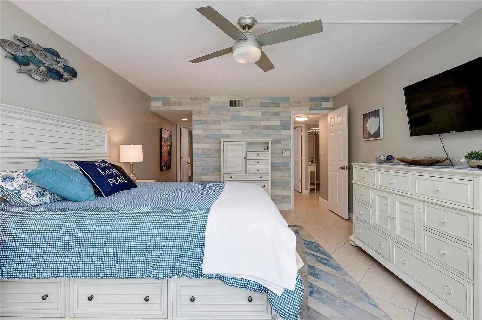SIESTA HARBOR II - Residential Lease