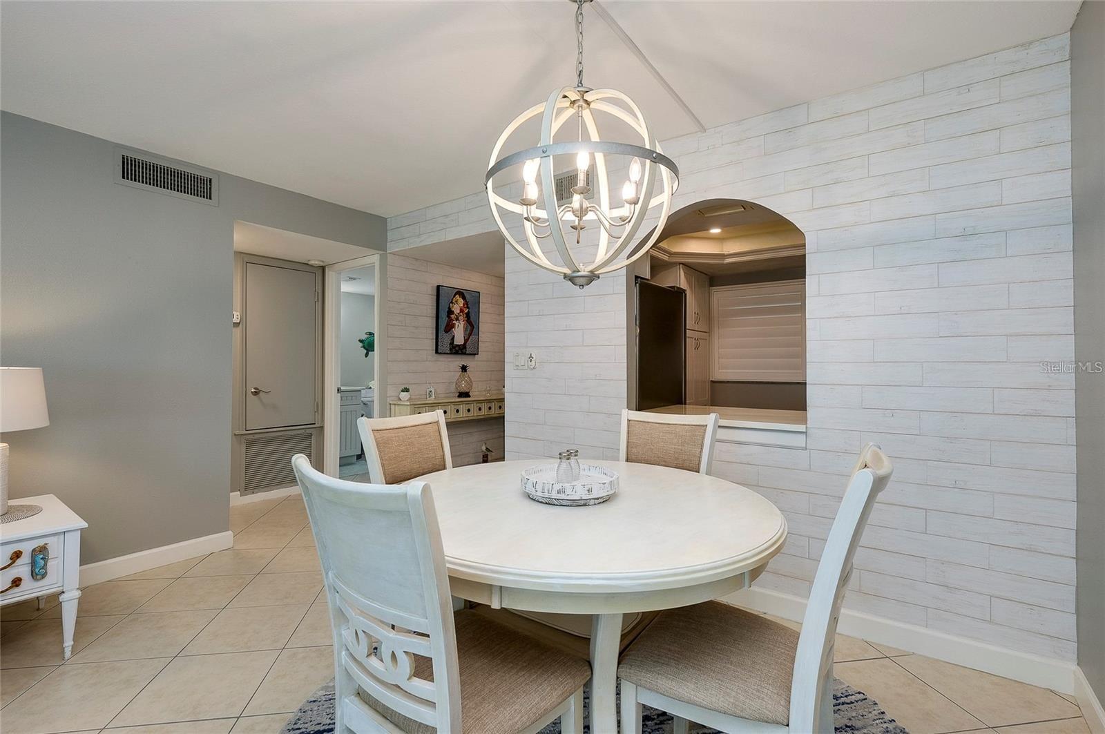 SIESTA HARBOR II - Residential Lease