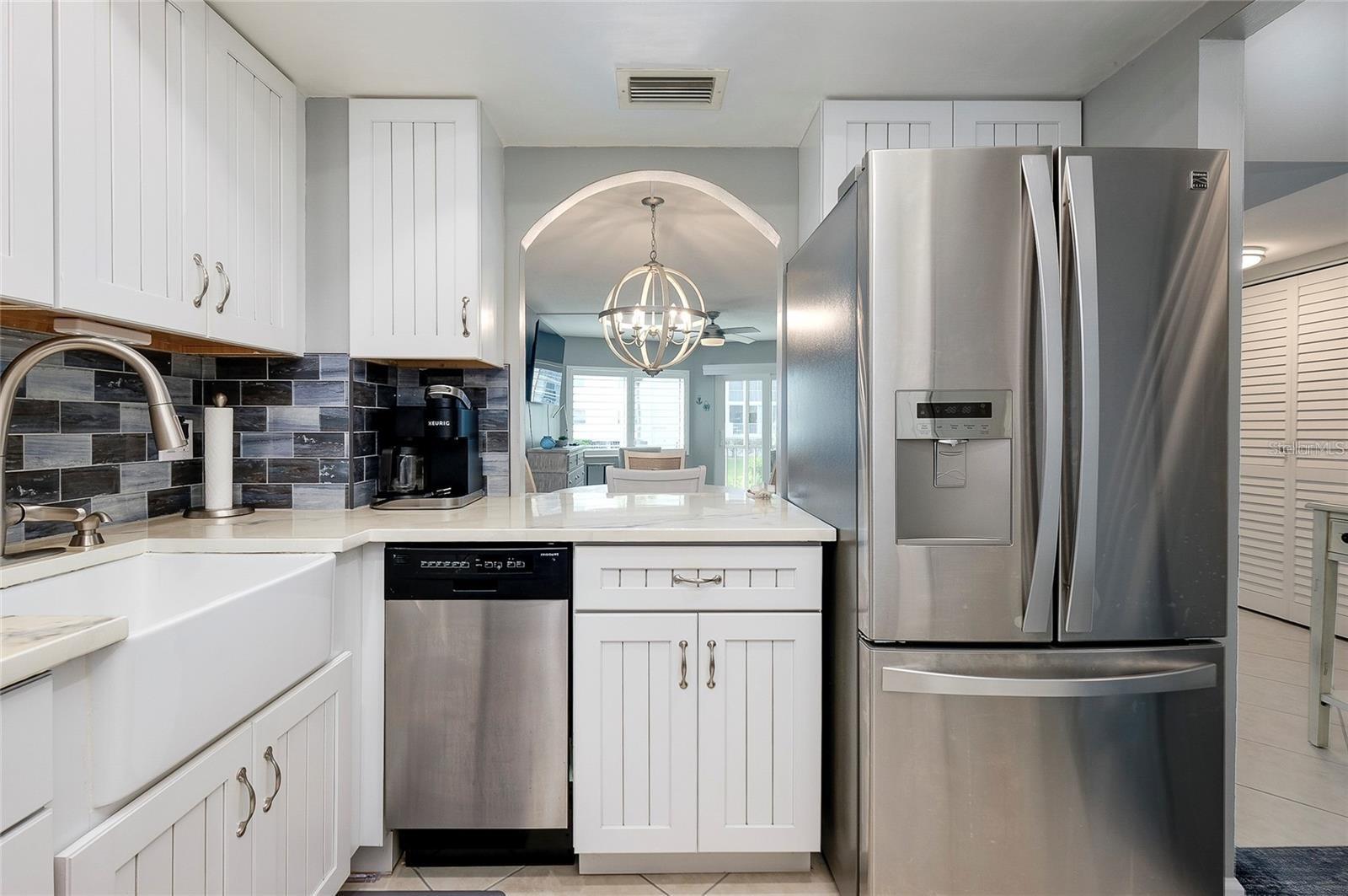 SIESTA HARBOR II - Residential Lease