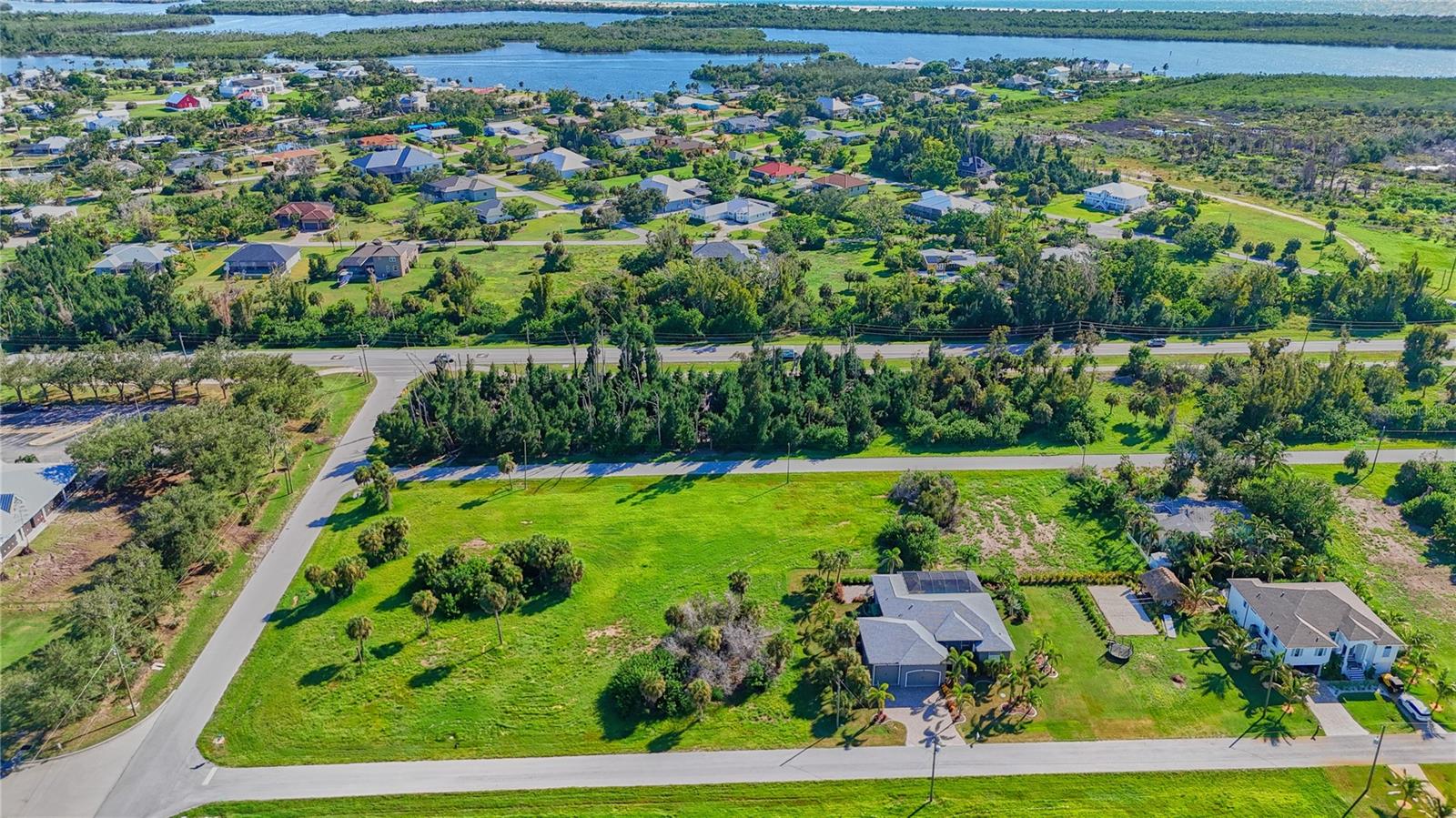 CAPE HAZE EAST - Land