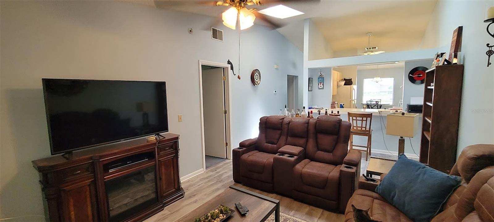 WHISPERING PINES VILLAS PH 2 - Residential
