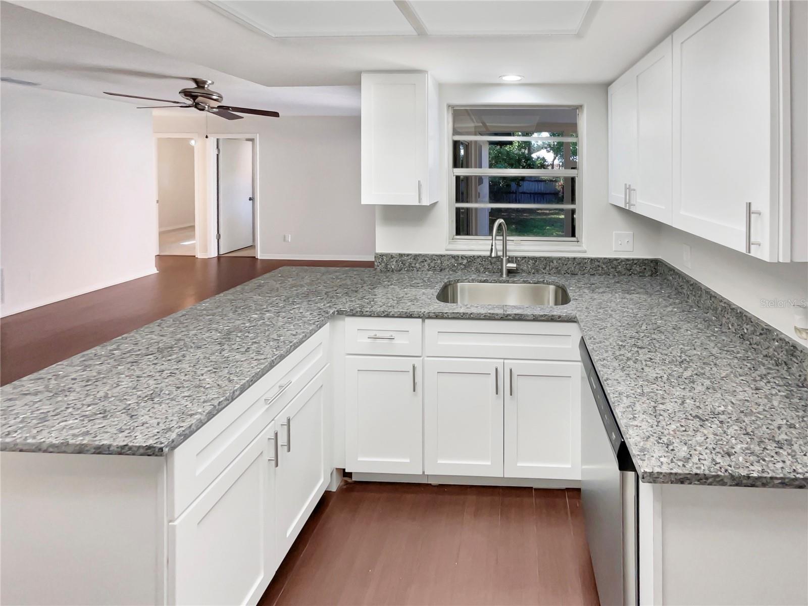 APOPKA WEKIWA HOMESITES - Residential