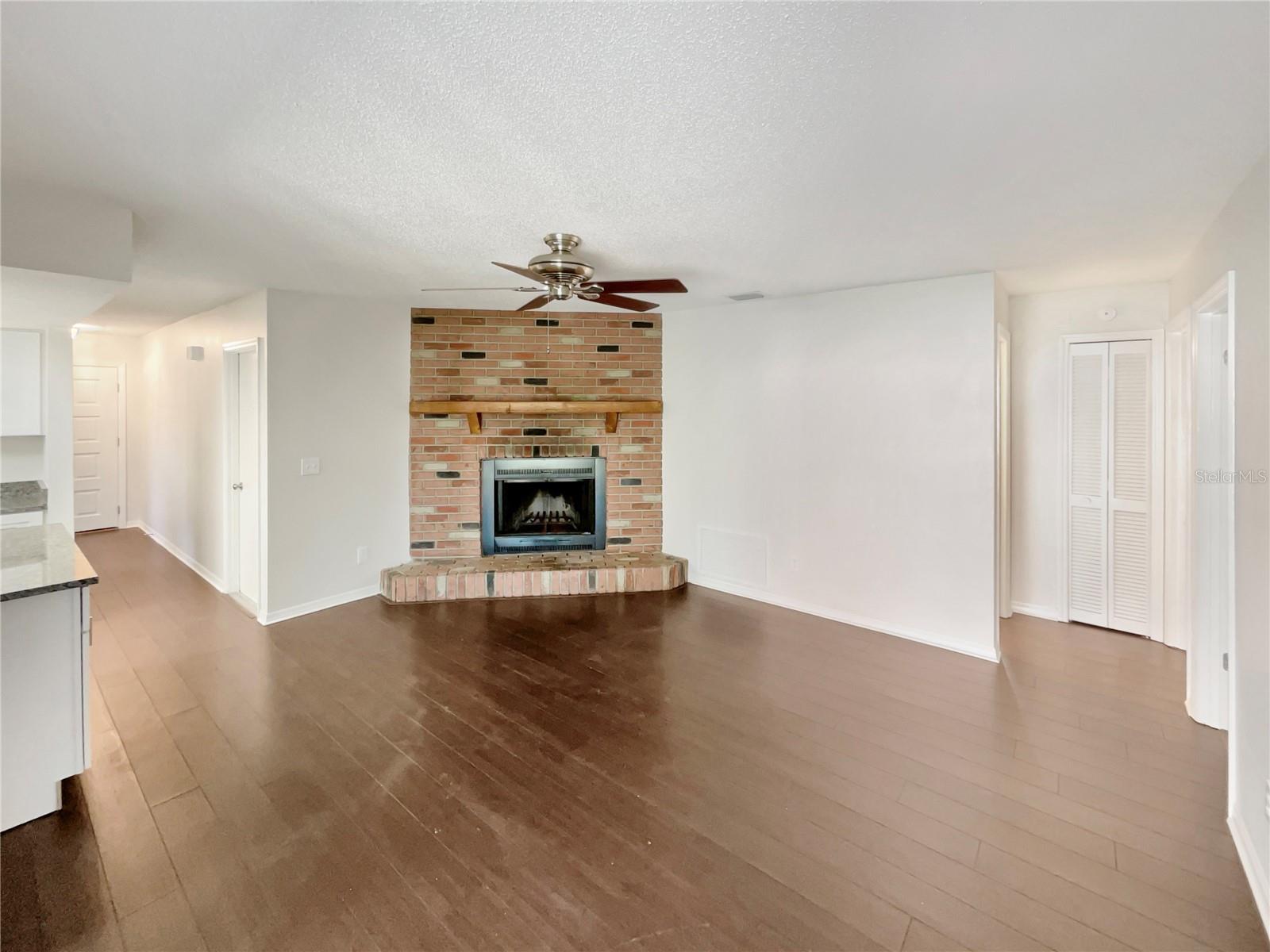 APOPKA WEKIWA HOMESITES - Residential