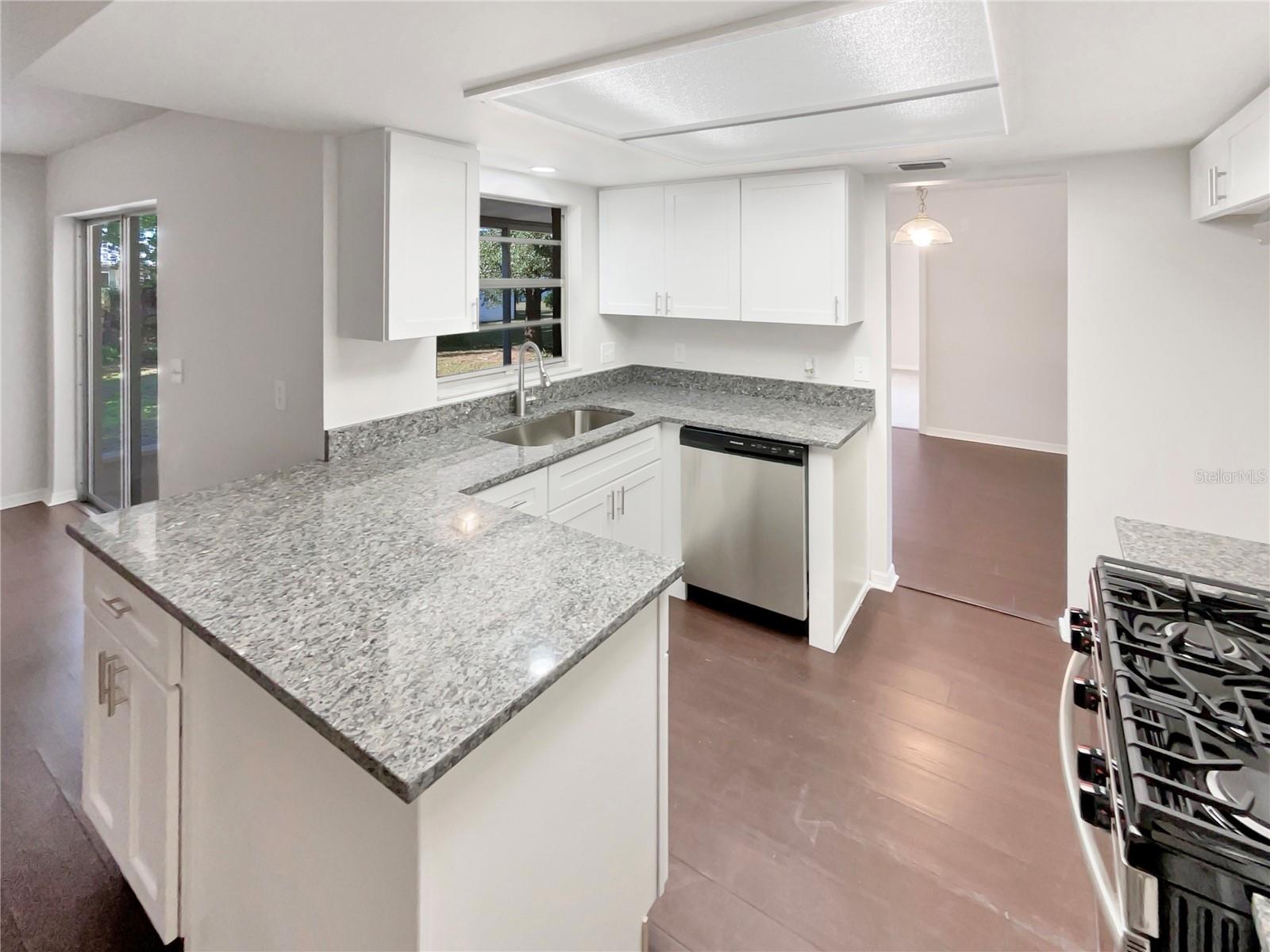 APOPKA WEKIWA HOMESITES - Residential