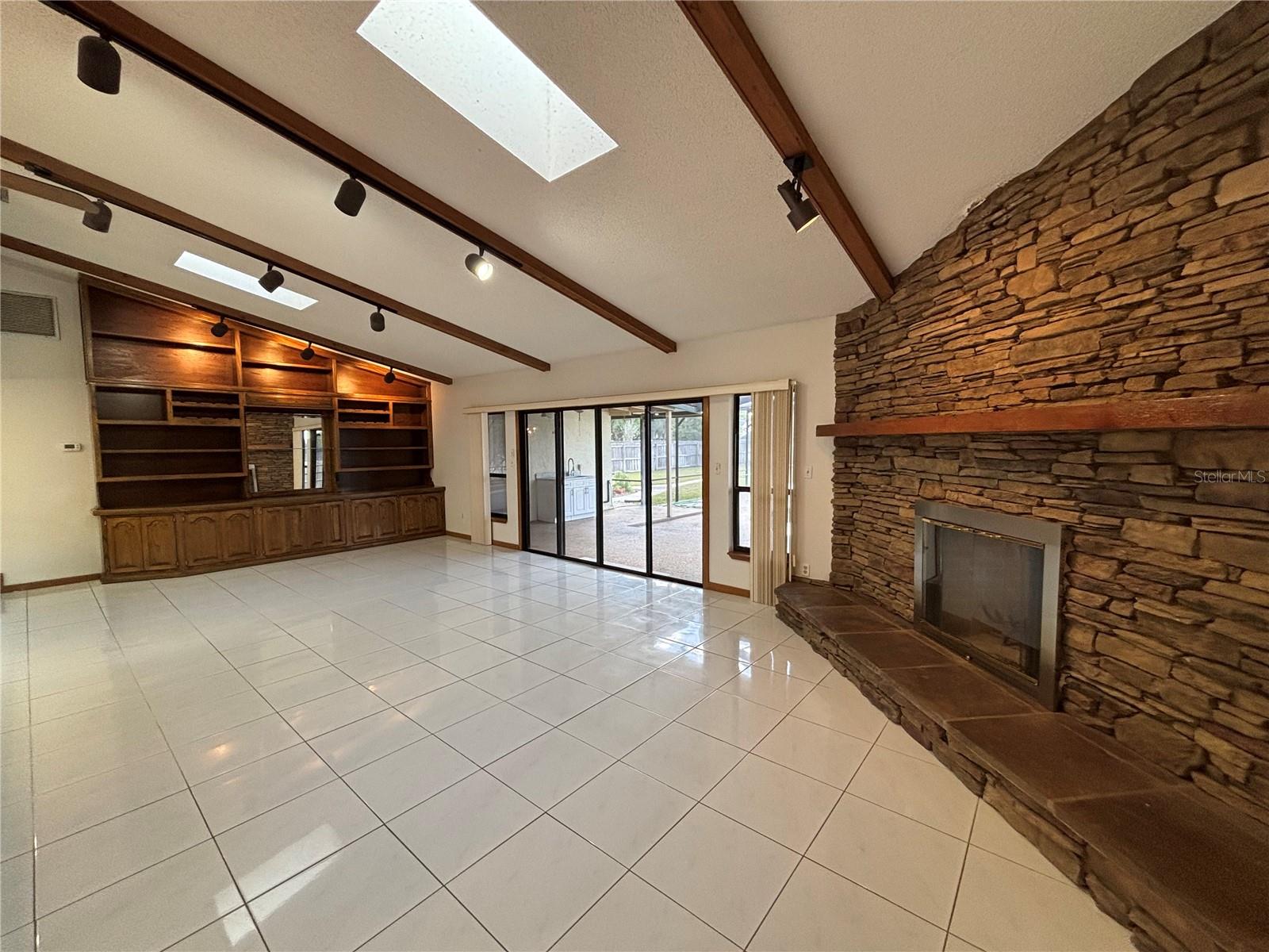 378 FOREST PARK CIRCLE