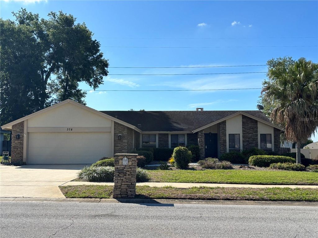 Photo of 378 Forest Park Circle, Longwood, FL 32779 (MLS # O6401867)