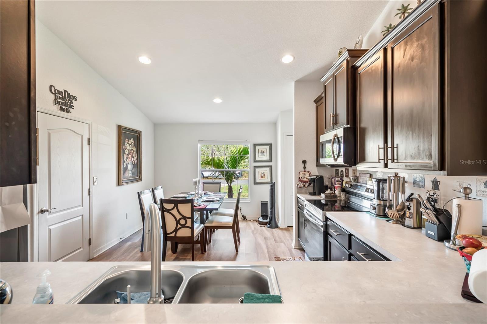 SUN N LAKE - Residential