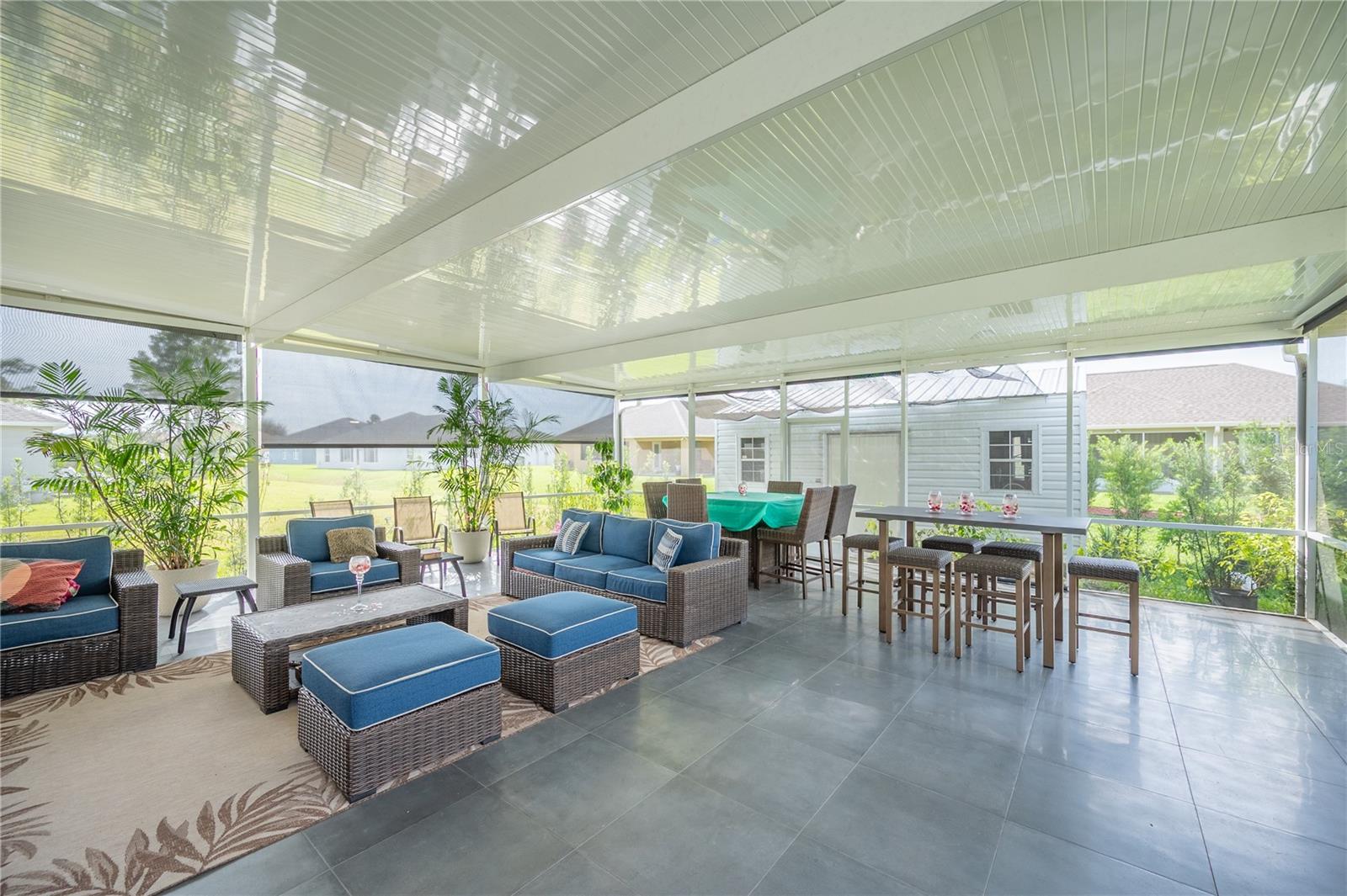 SUN N LAKE - Residential