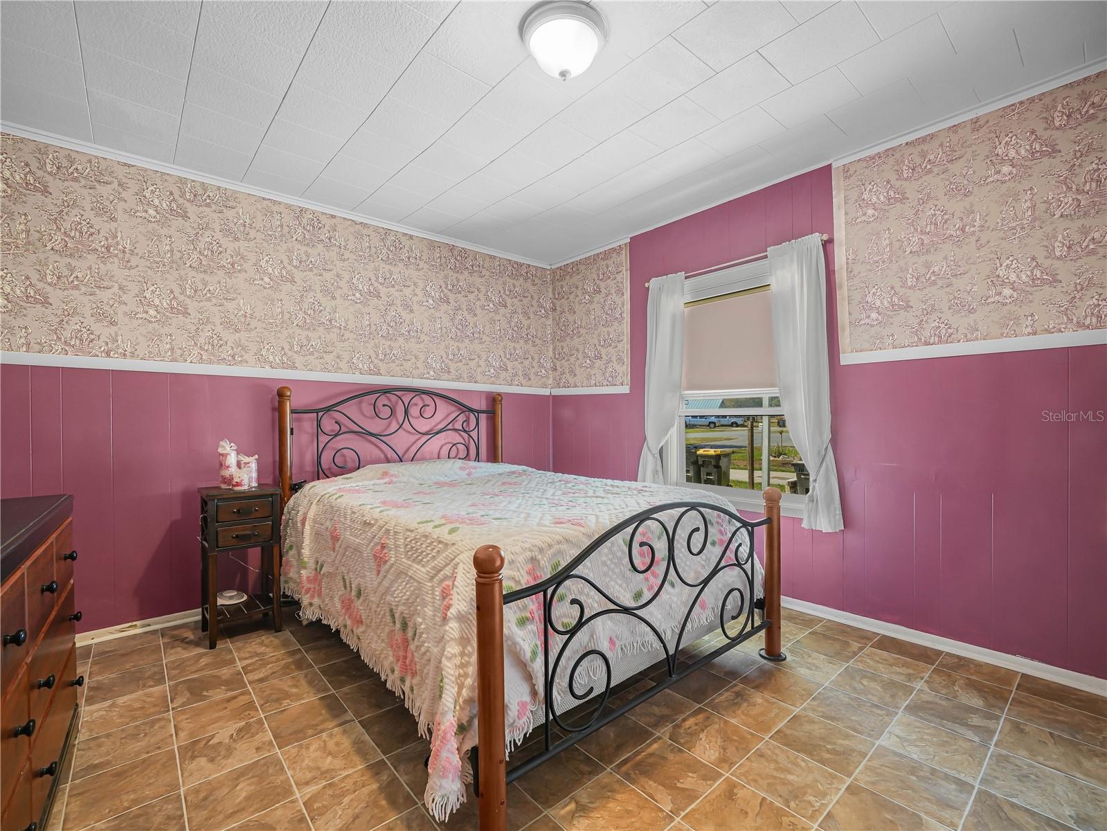 CALOOSA LAKE VILLAGE - Residential