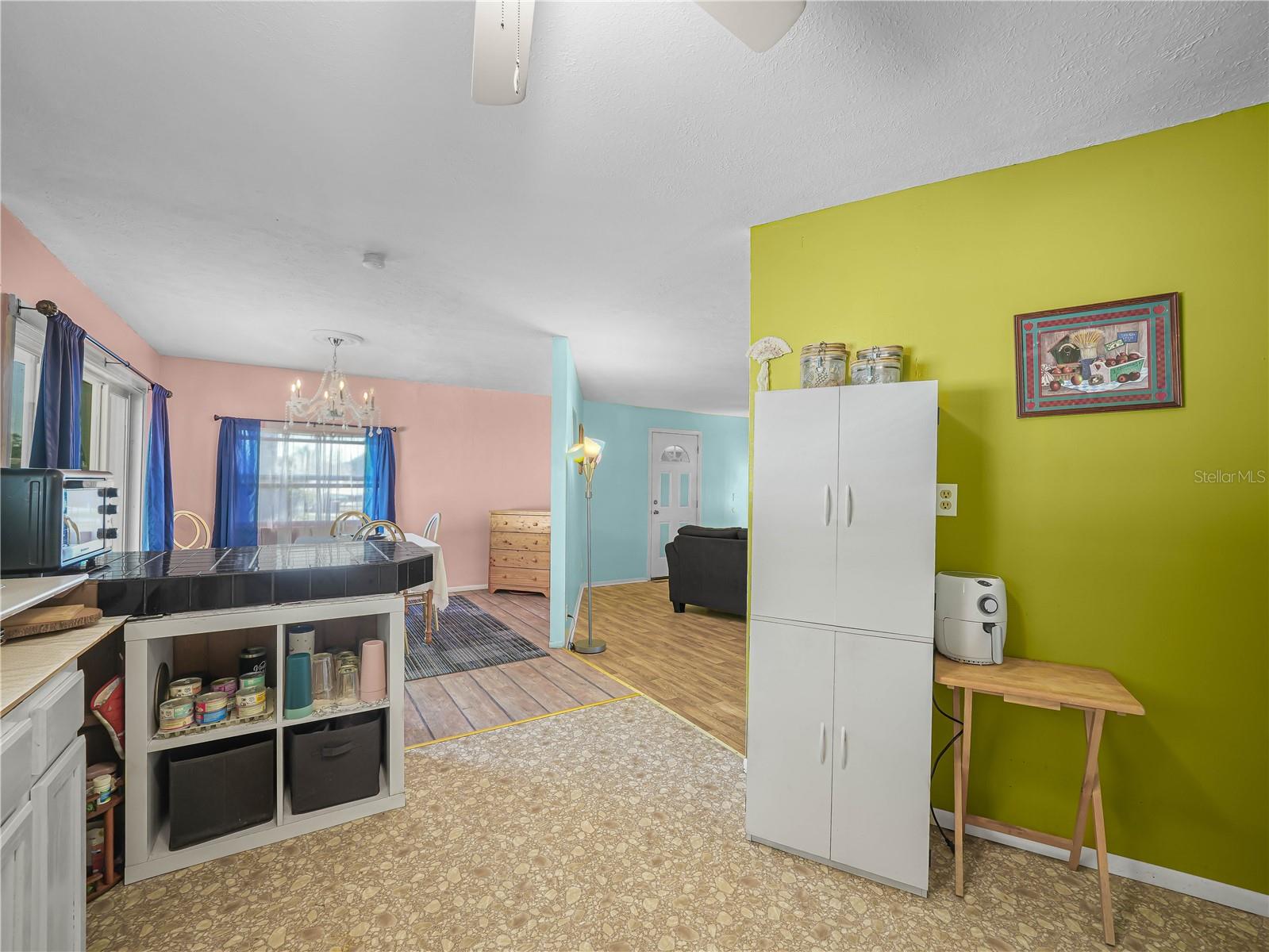 CALOOSA LAKE VILLAGE - Residential