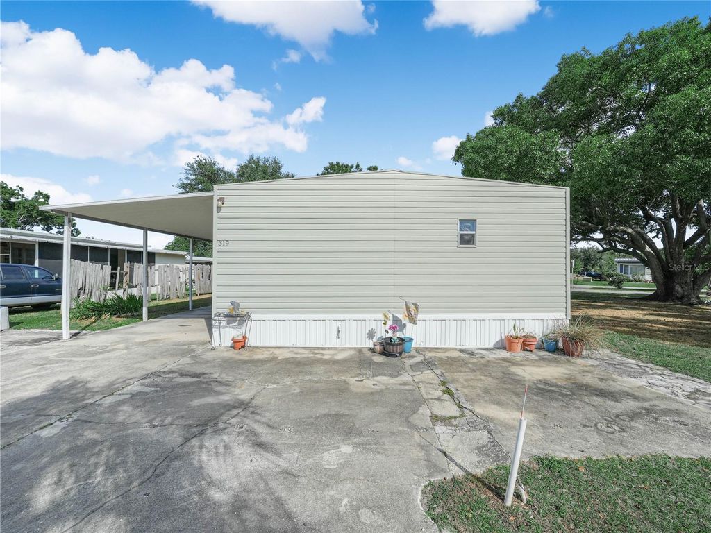 Photo of 319 1st Avenue N, Lake Wales, FL 33859 (MLS # K4903155)