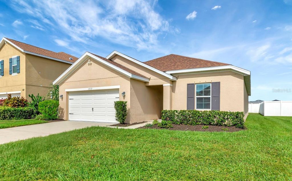 Photo of 15517 Rose Grove Drive, Bradenton, FL 34212 (MLS # A4667497)