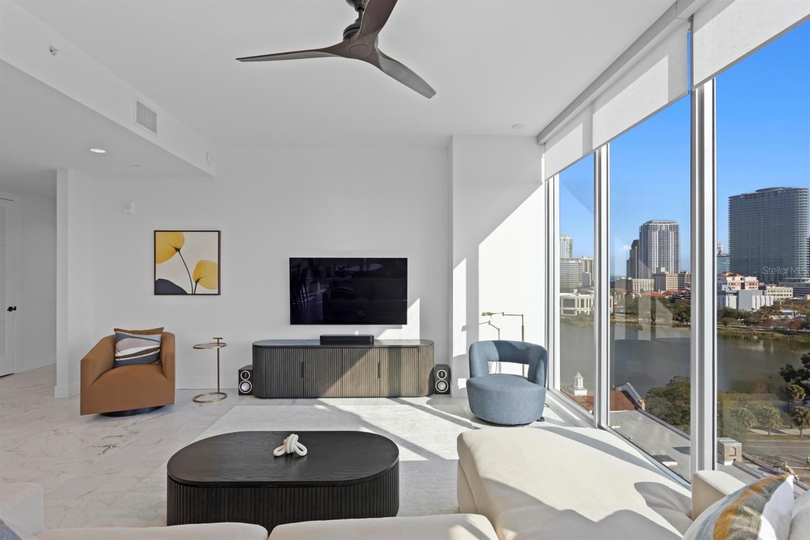 REFLECTION CONDO - Residential