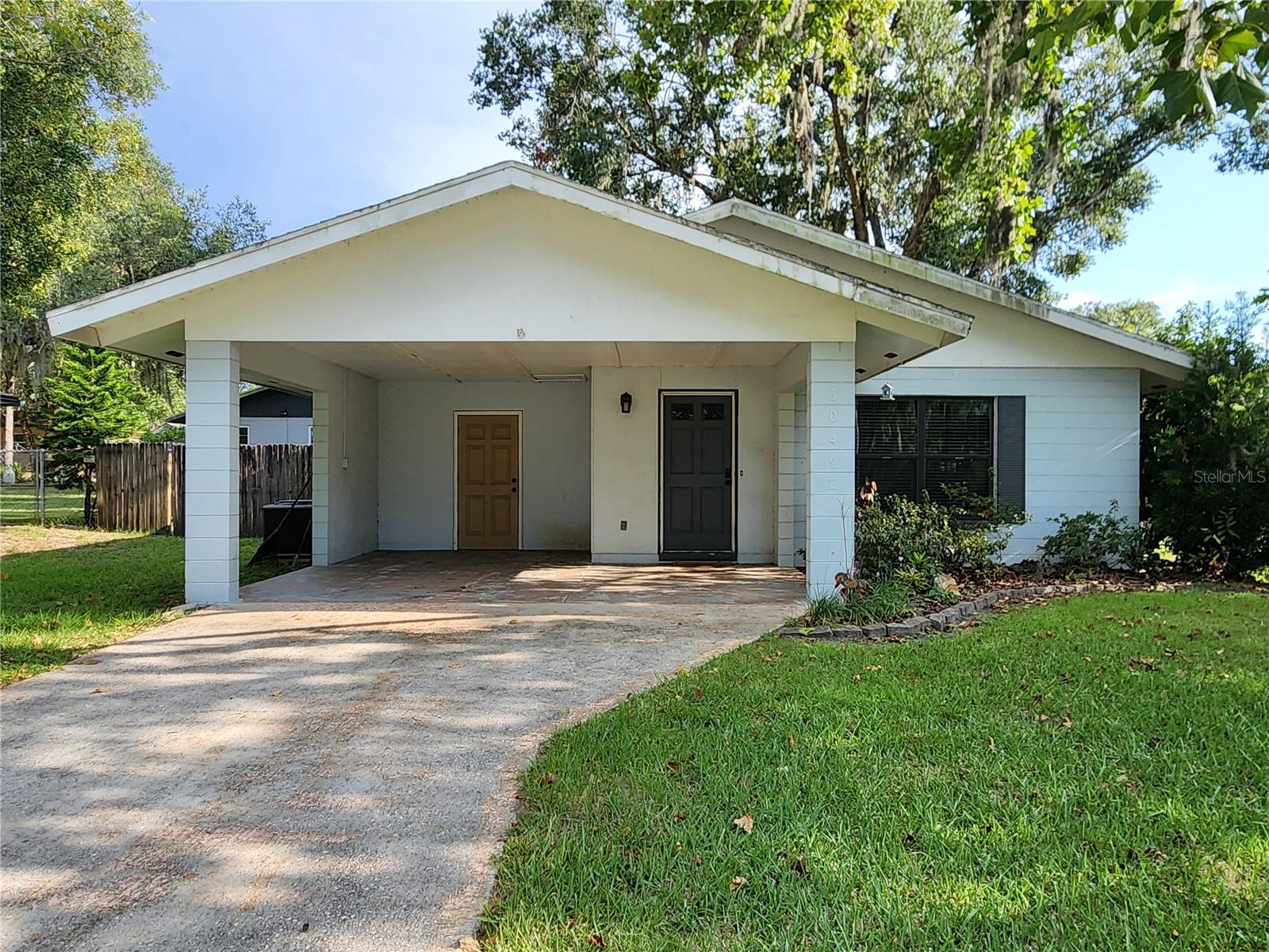 RIDGE MANOR WEST - Residential Lease