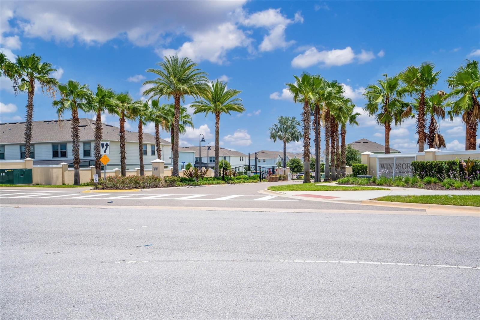 WINDSOR AT WESTSIDE - Residential