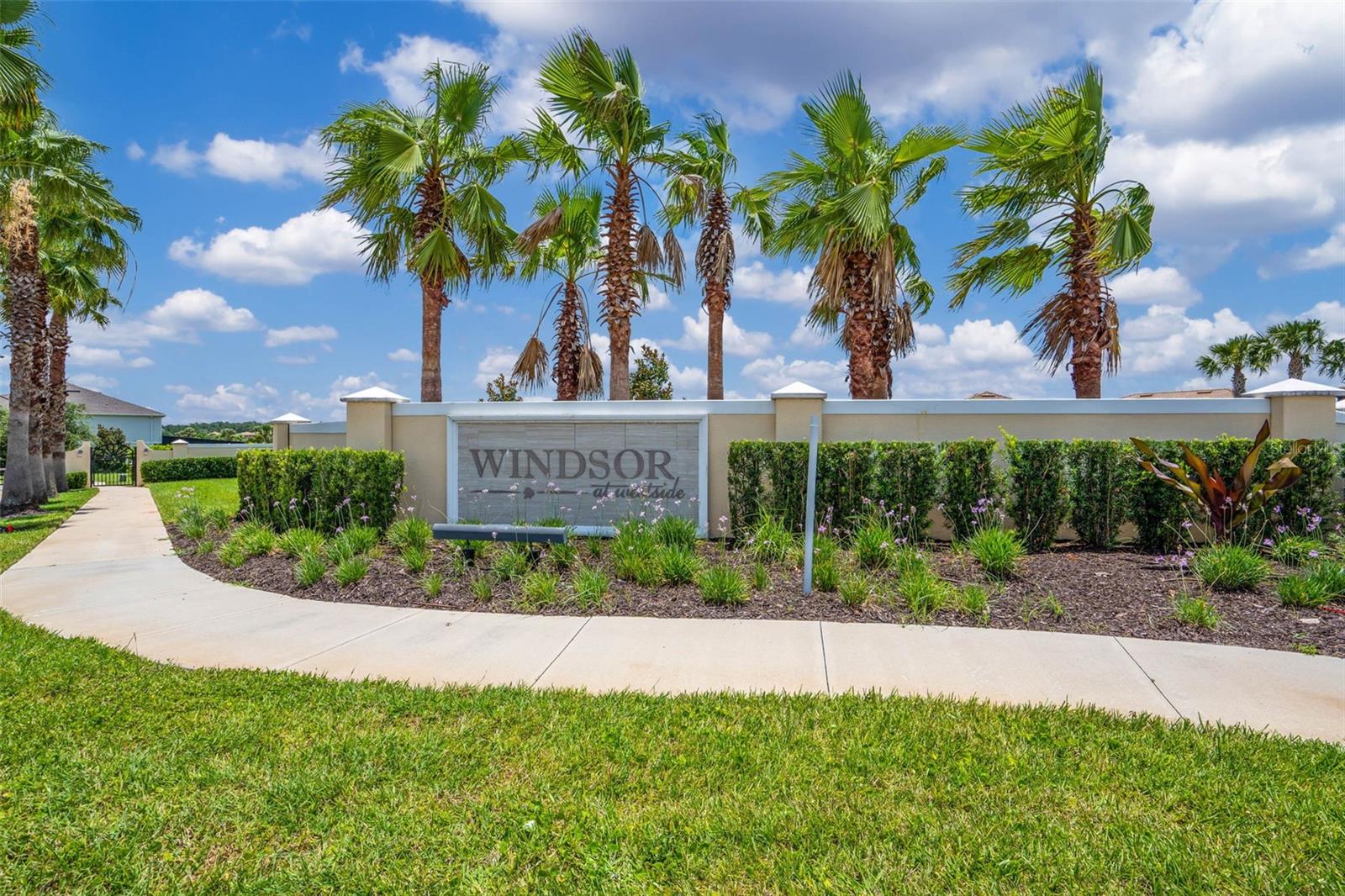 WINDSOR AT WESTSIDE - Residential