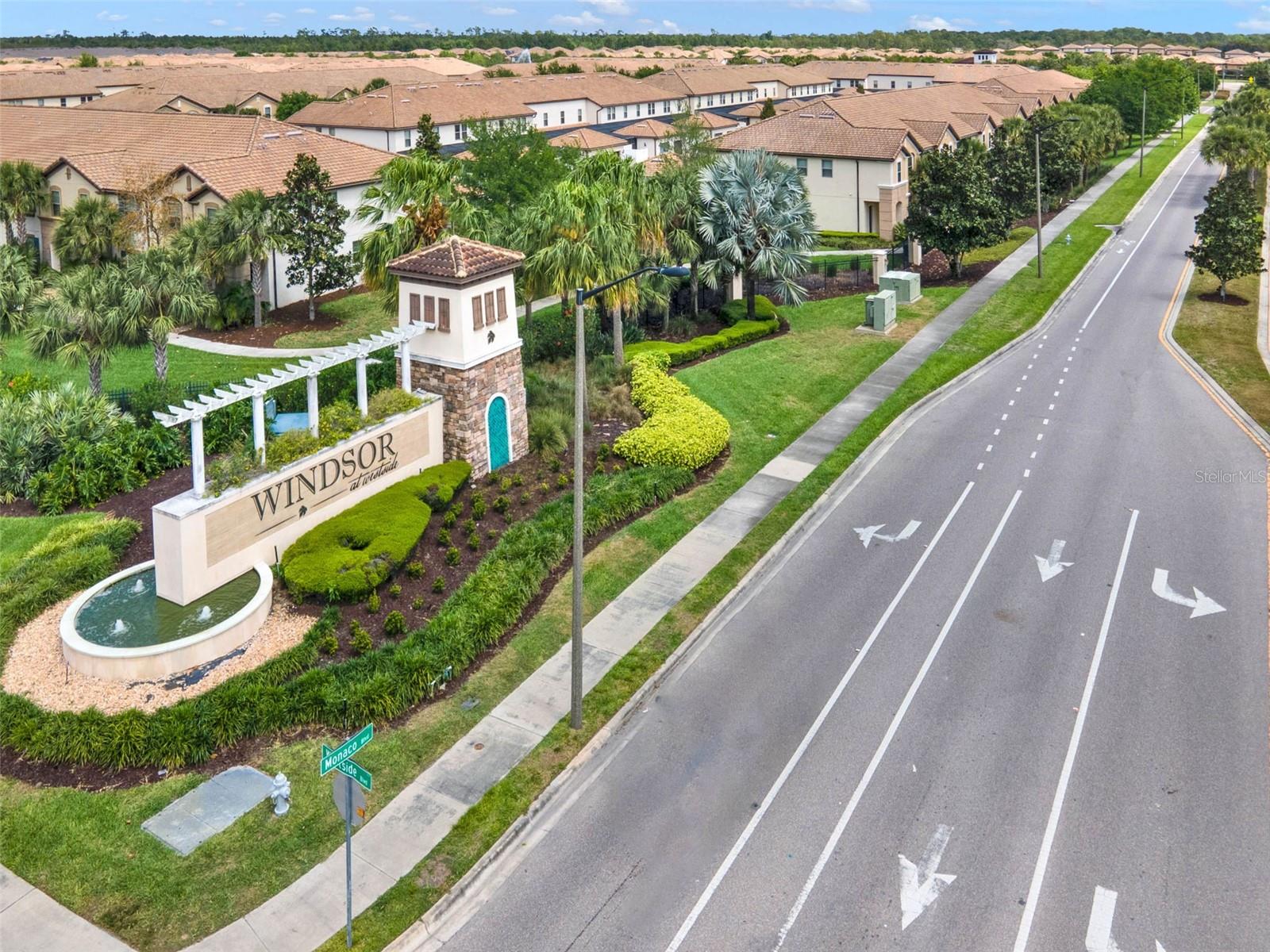 WINDSOR AT WESTSIDE - Residential