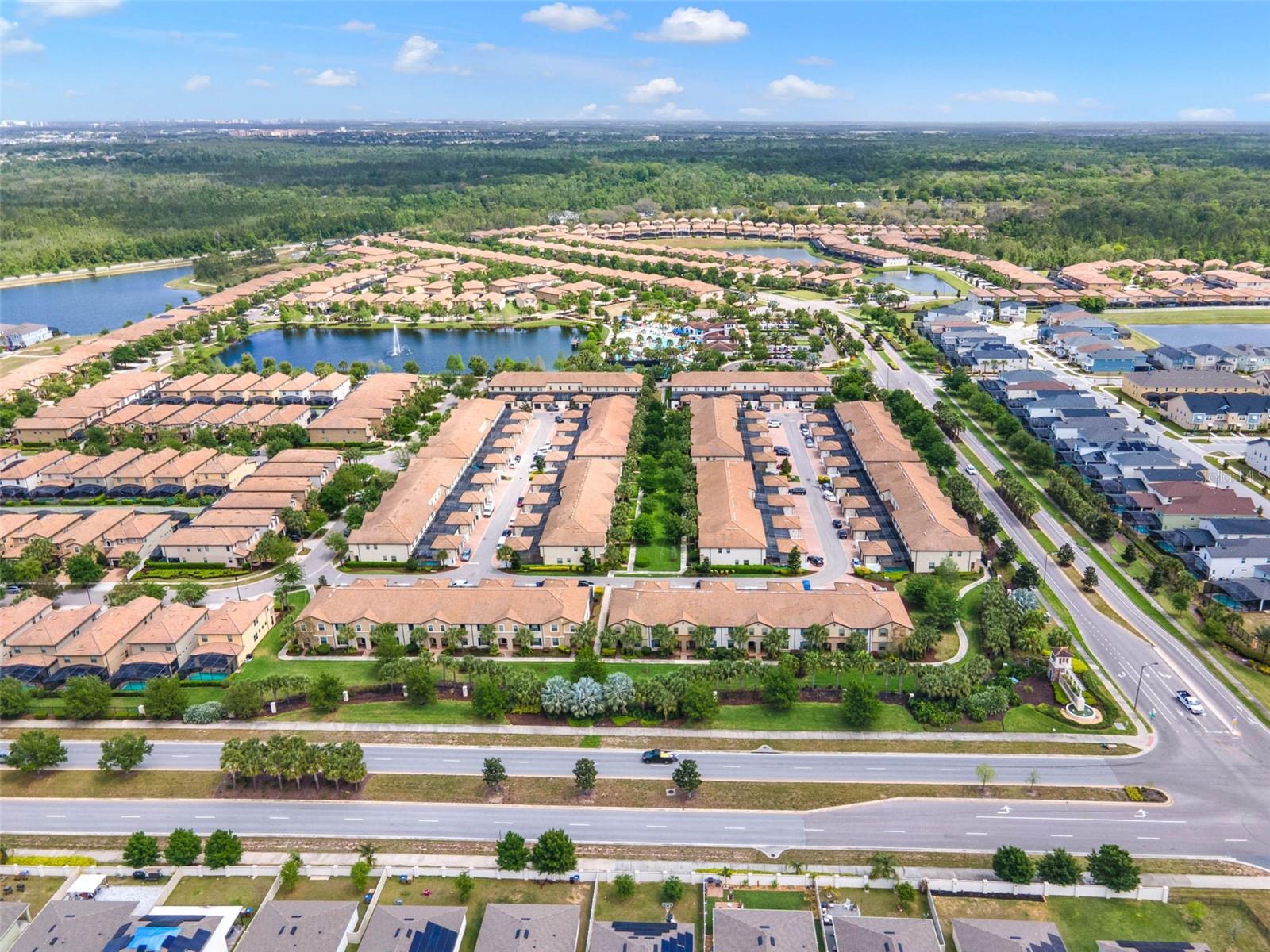 WINDSOR AT WESTSIDE - Residential