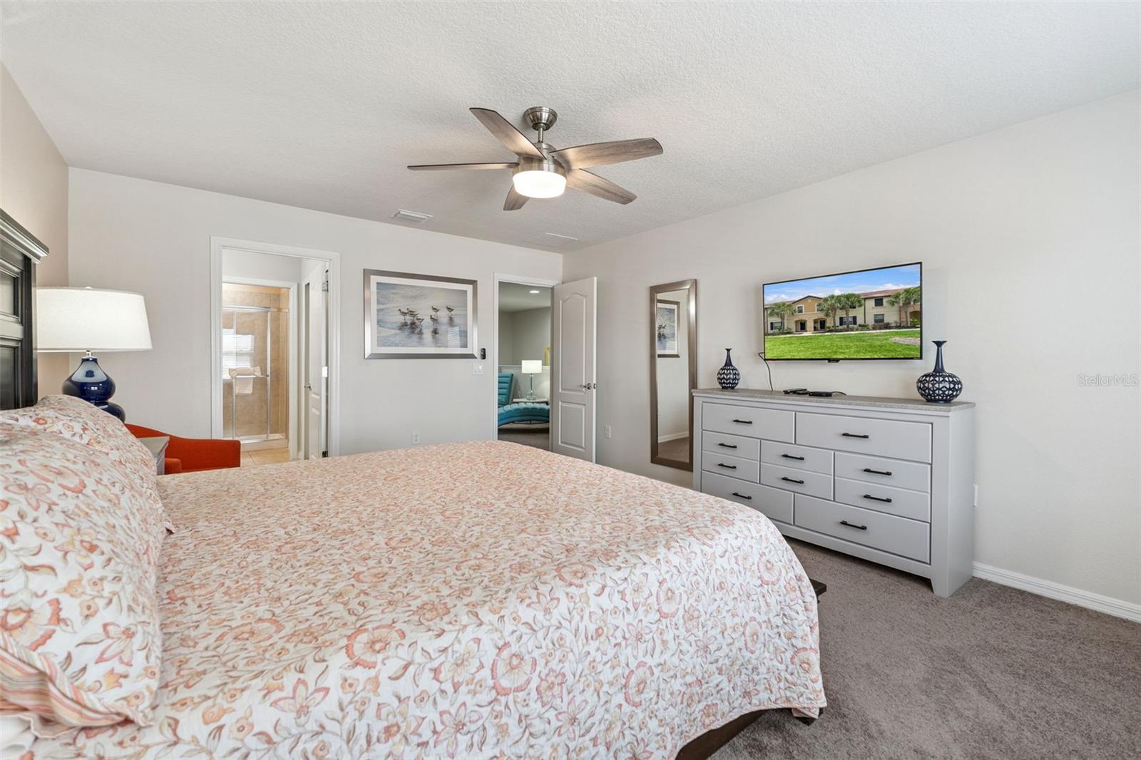 WINDSOR AT WESTSIDE - Residential