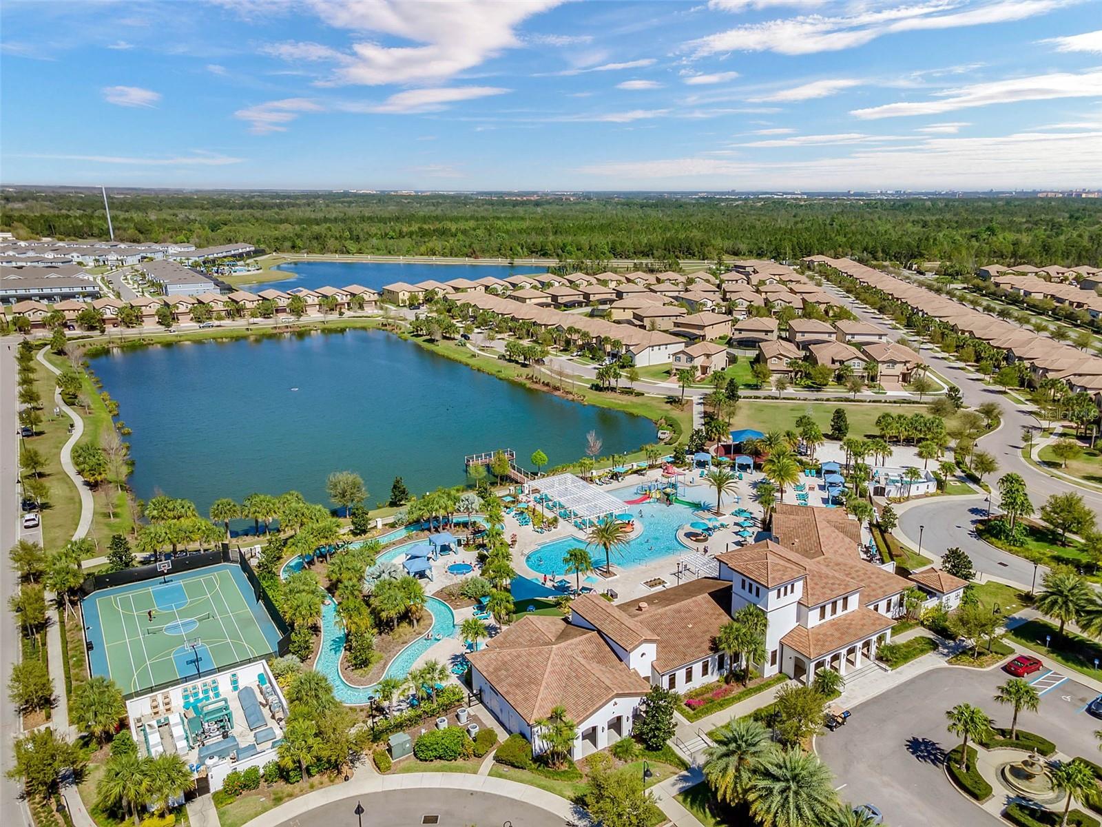 WINDSOR AT WESTSIDE - Residential