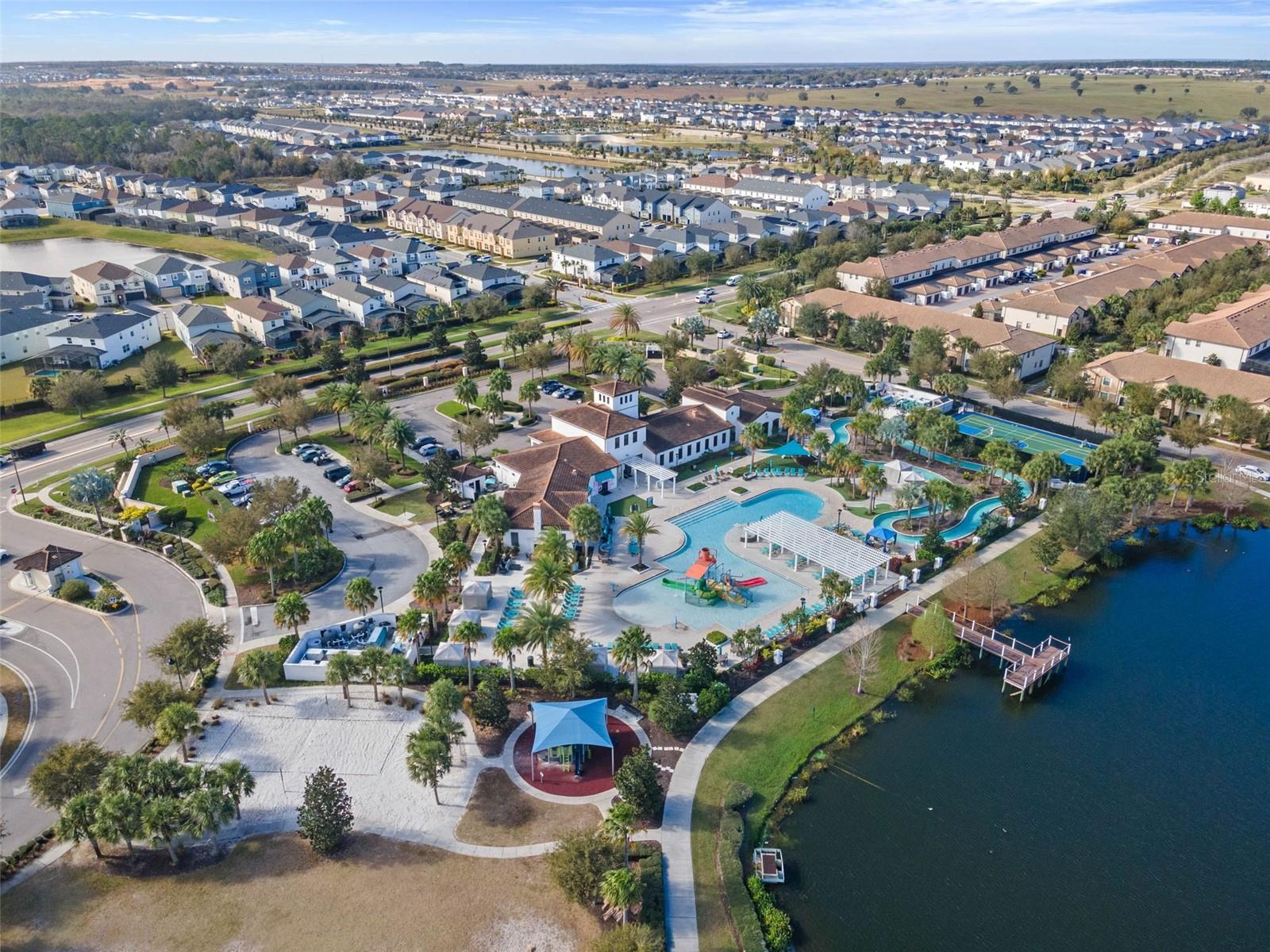 WINDSOR AT WESTSIDE - Residential