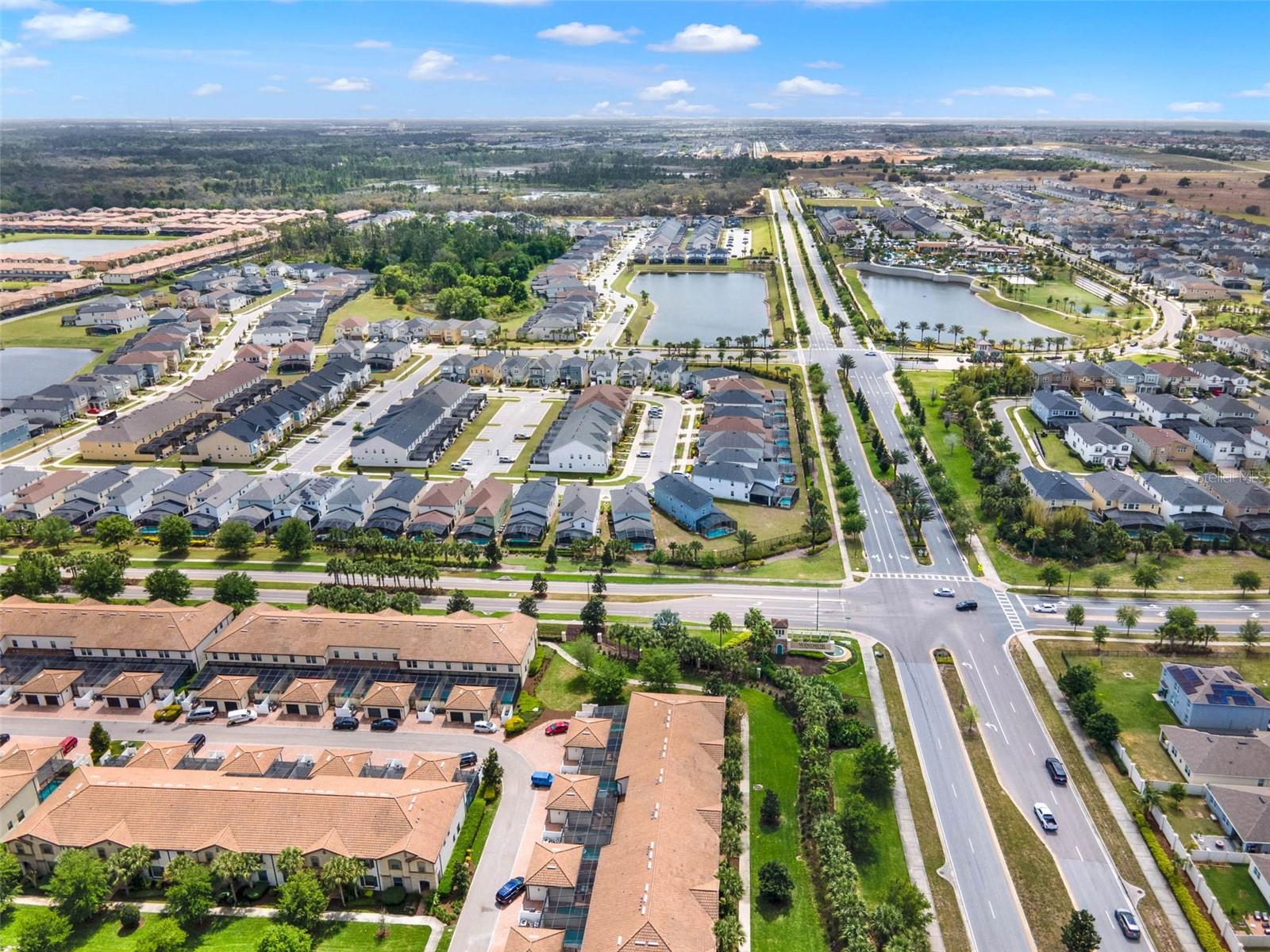 WINDSOR AT WESTSIDE - Residential