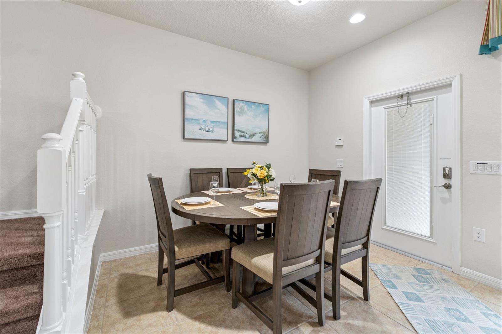 WINDSOR AT WESTSIDE - Residential