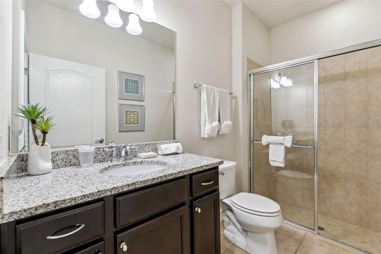 WINDSOR AT WESTSIDE - Residential